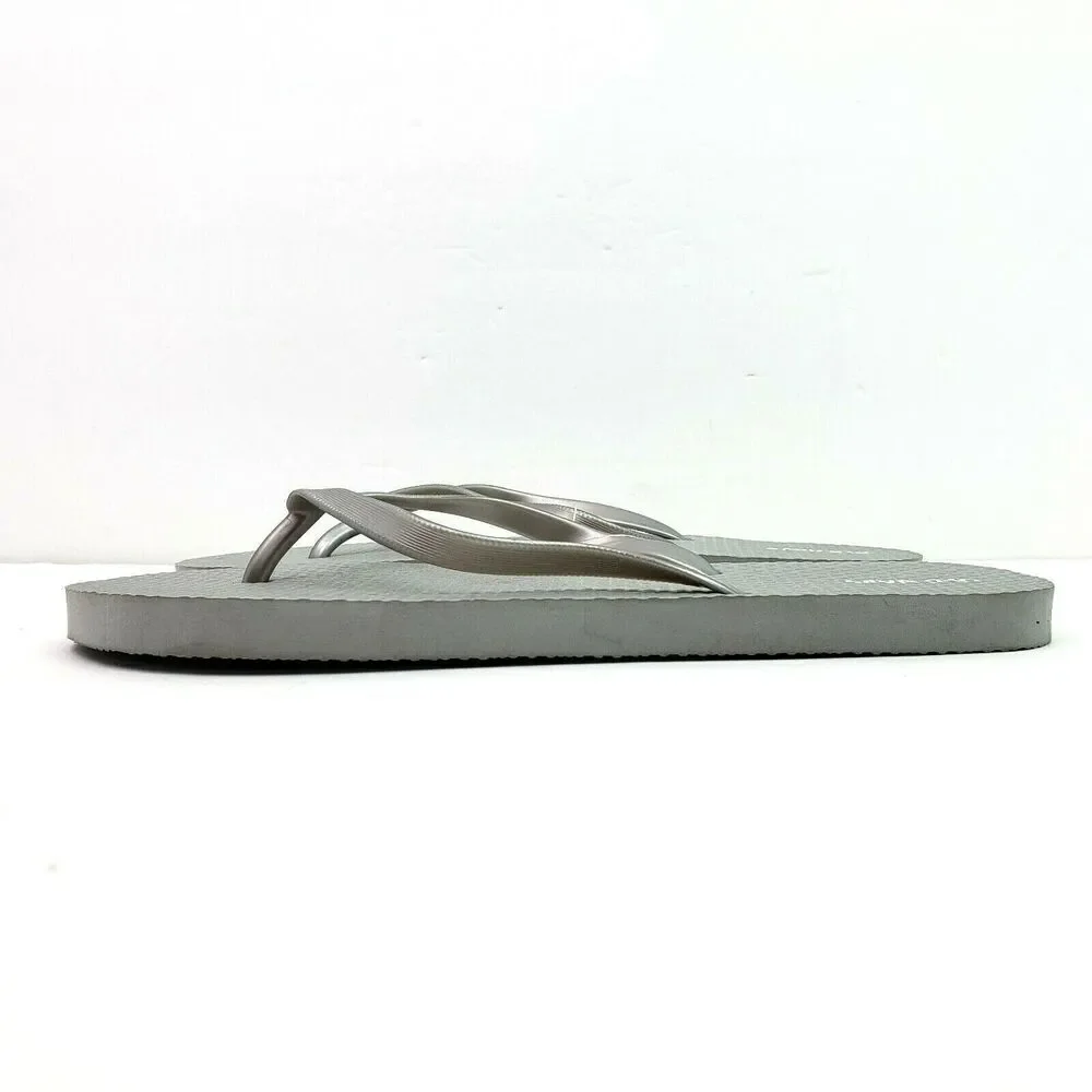 Old Navy Youth Girls Size 5Y-6Y Silver Slip On Casual Flip Flop Sandals